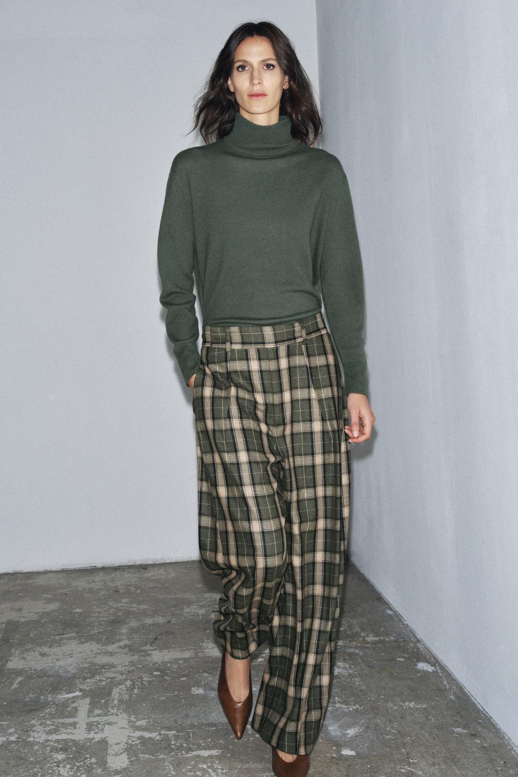 100% Extra Soft Wool Sweater