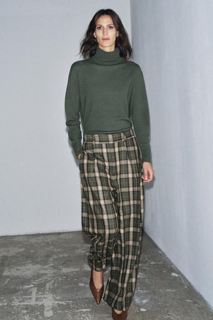 100% Extra Soft Wool Sweater