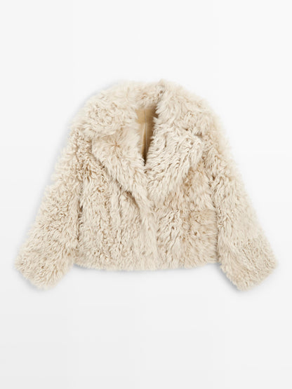 Short leather coat with fur