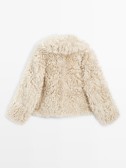 Short leather coat with fur