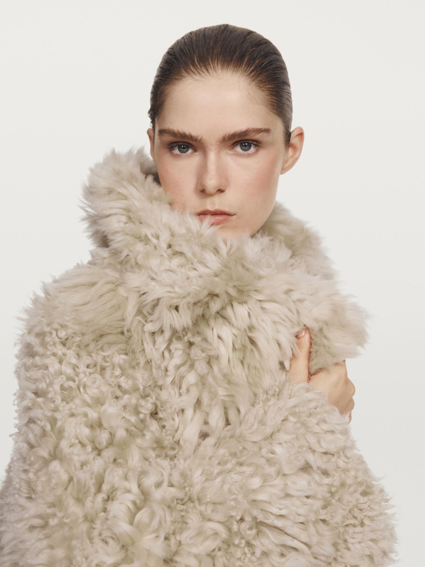 Short leather coat with fur