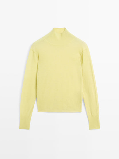 Knit 100% wool mock turtleneck sweater