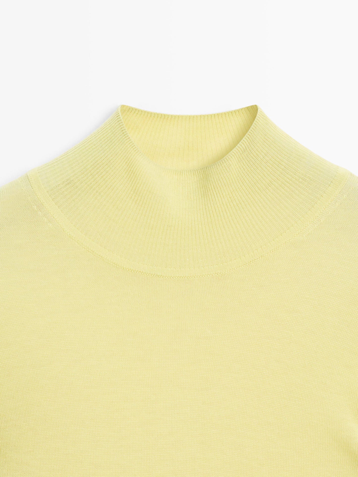 Knit 100% wool mock turtleneck sweater
