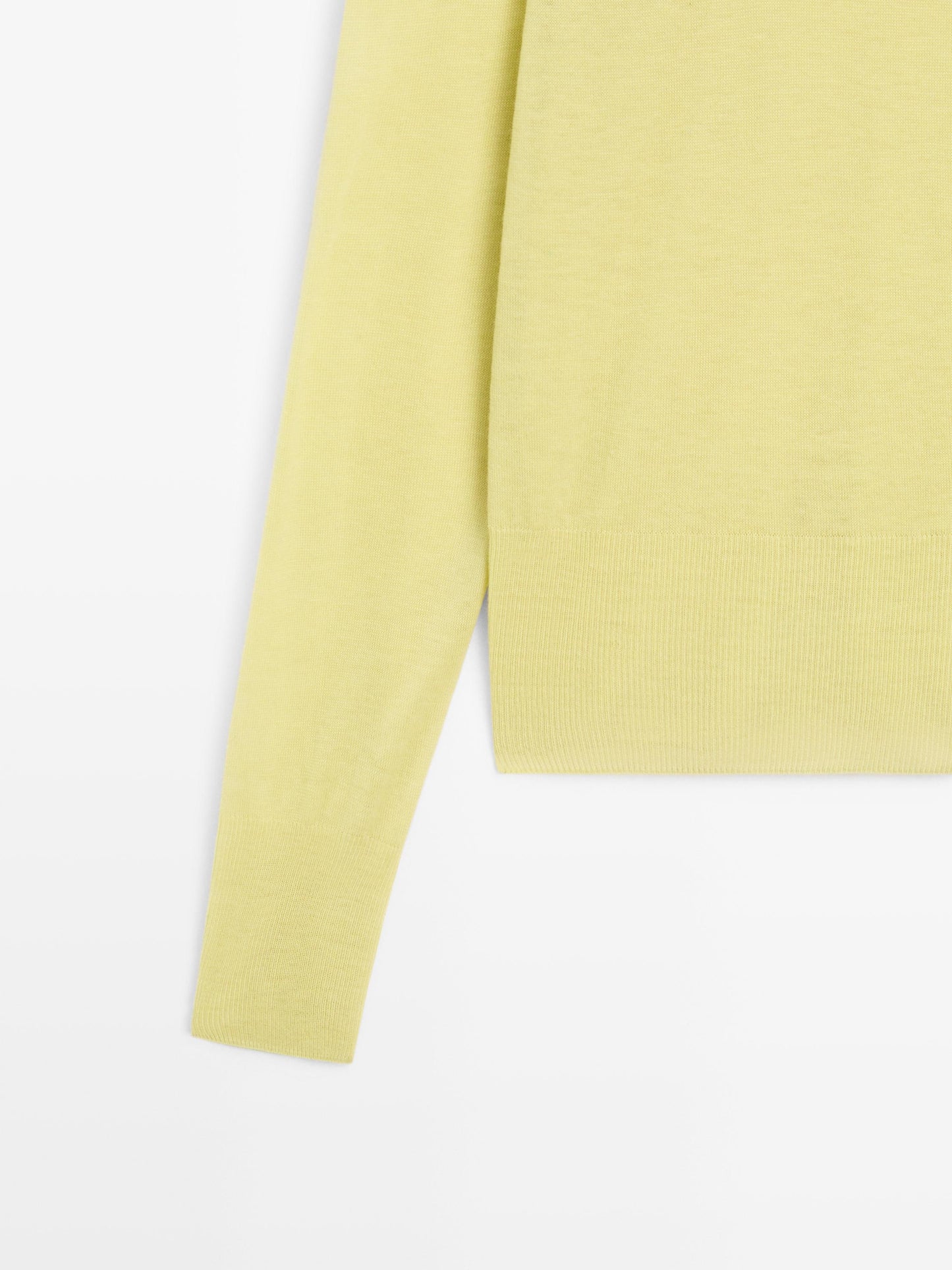 Knit 100% wool mock turtleneck sweater