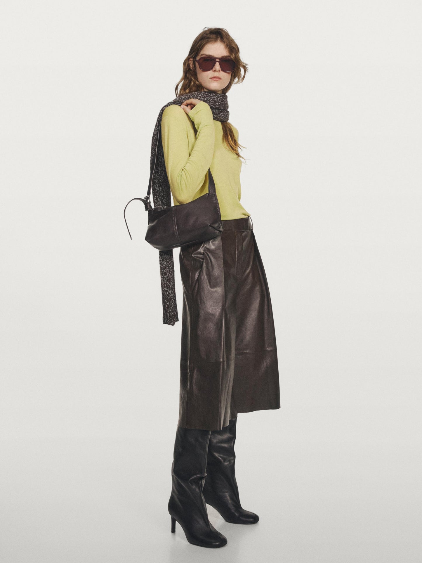 Knit 100% wool mock turtleneck sweater