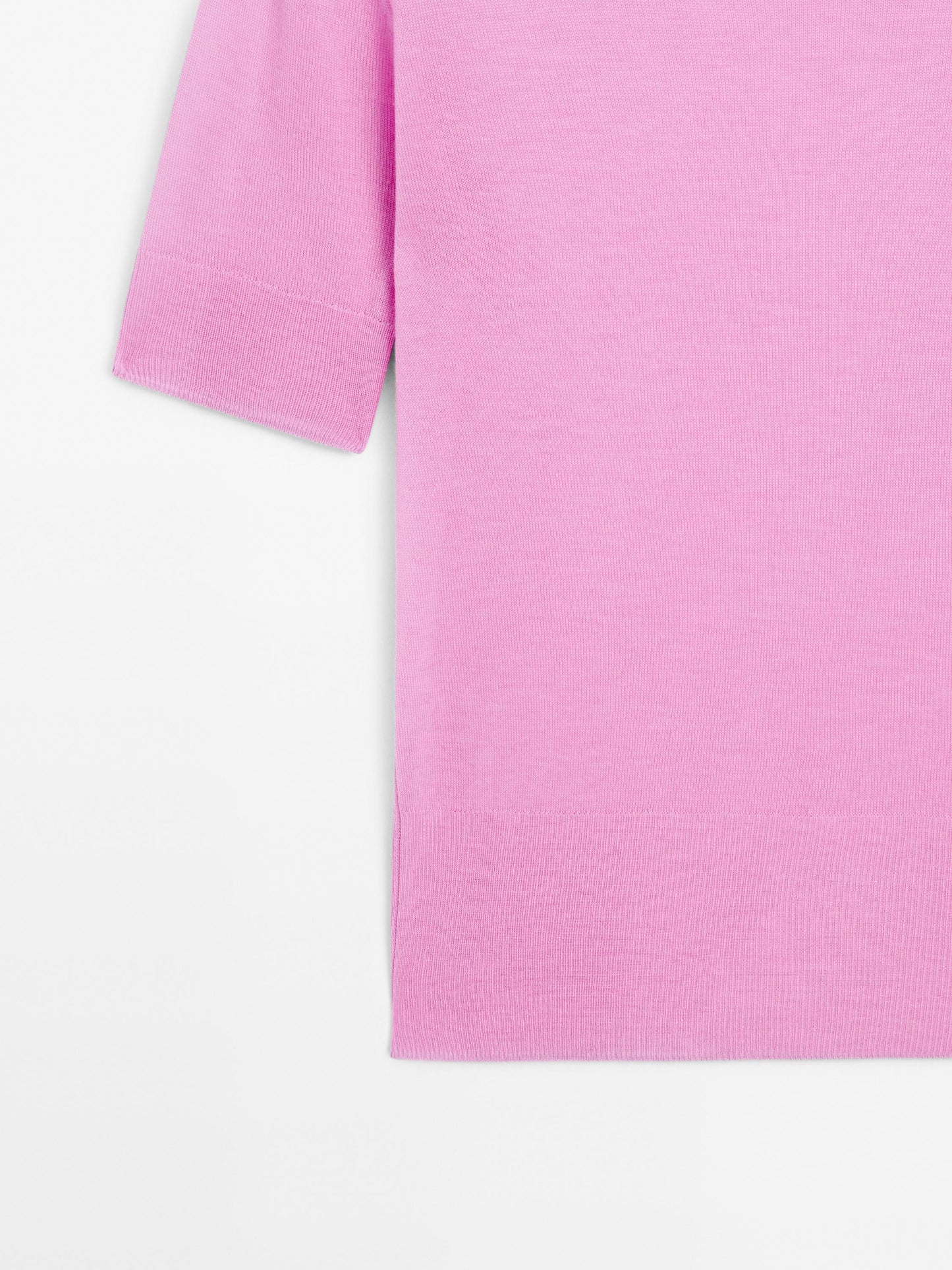 Short sleeve knit sweater