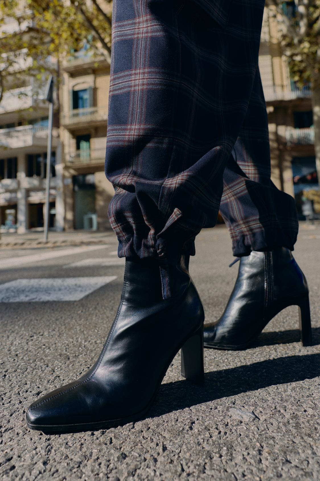 Checked Cargo Balloon Trousers