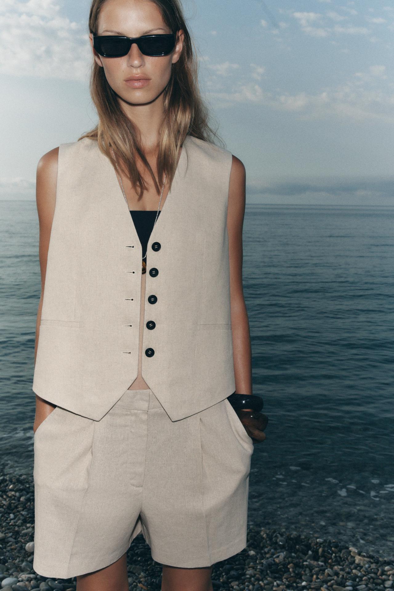 Linen Blend Tailored Waistcoat