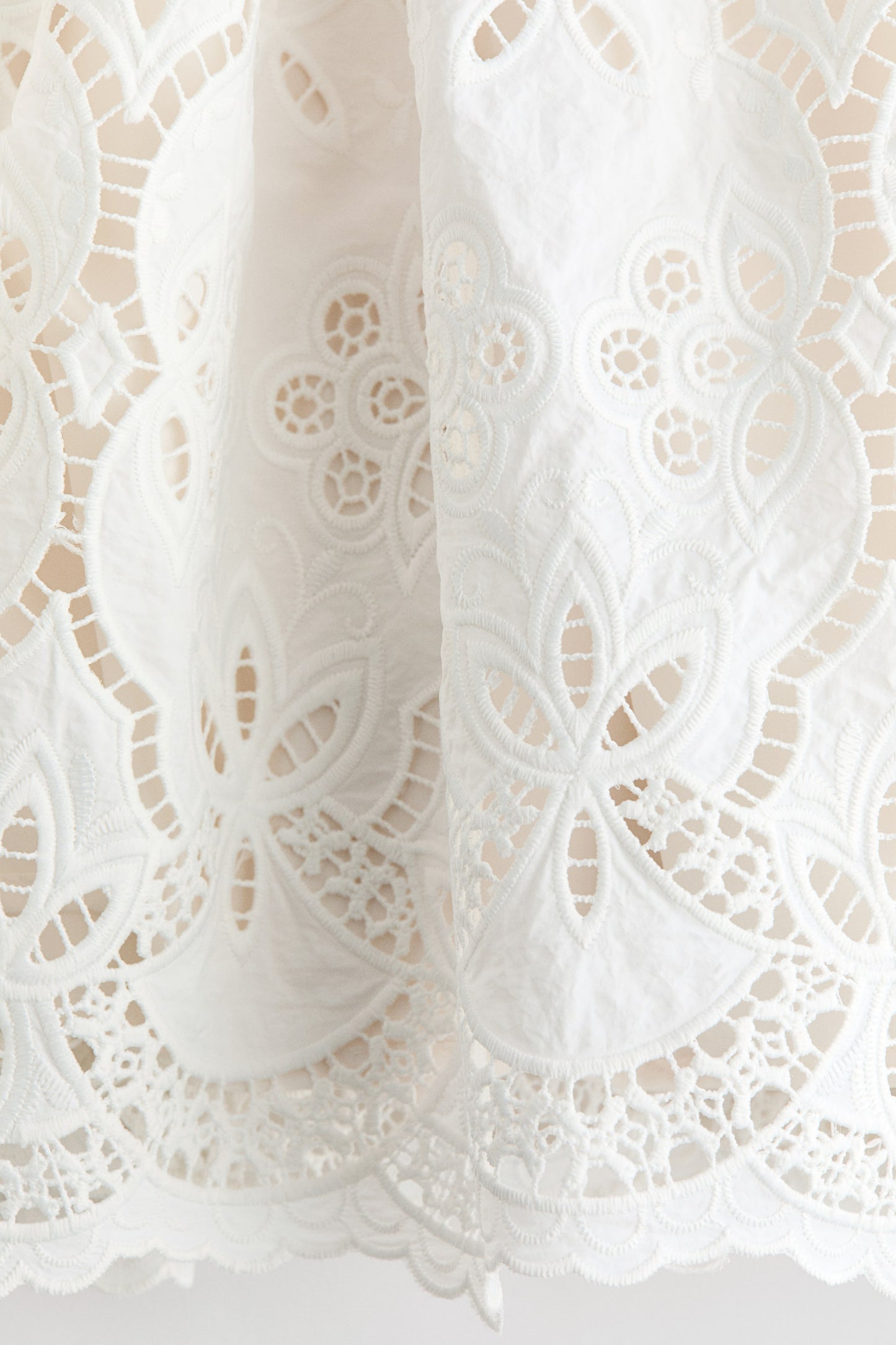 Broderie-anglaise drawstring skirt