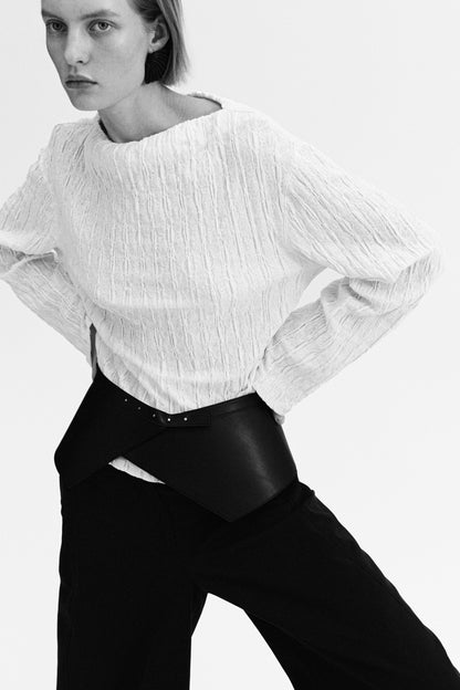Boat-neck top