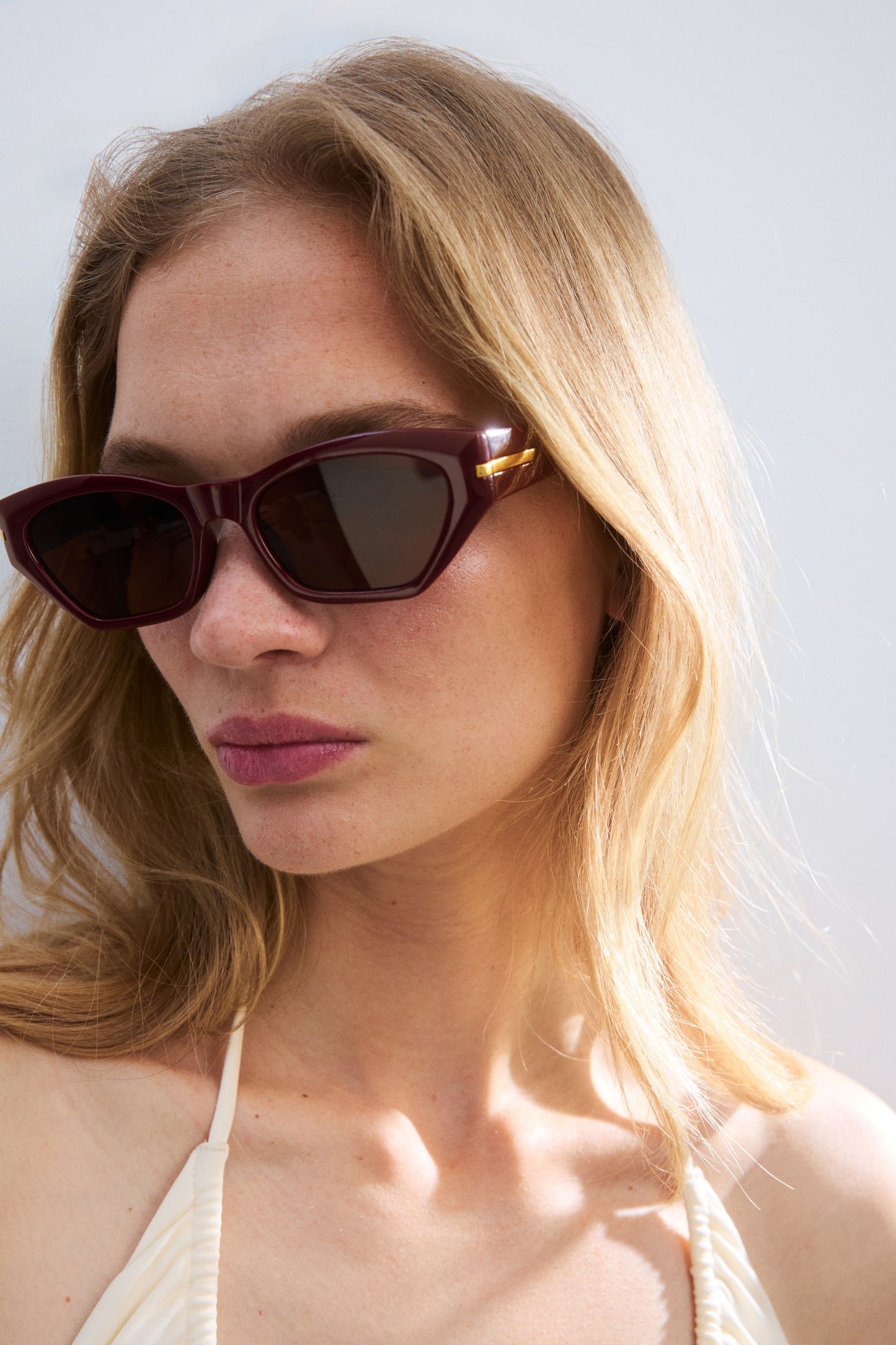 Cat-eye sunglasses