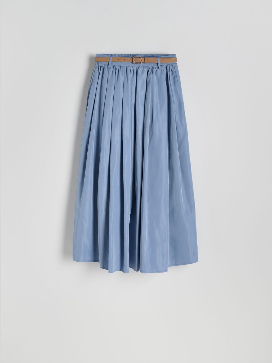 Skirt with belt