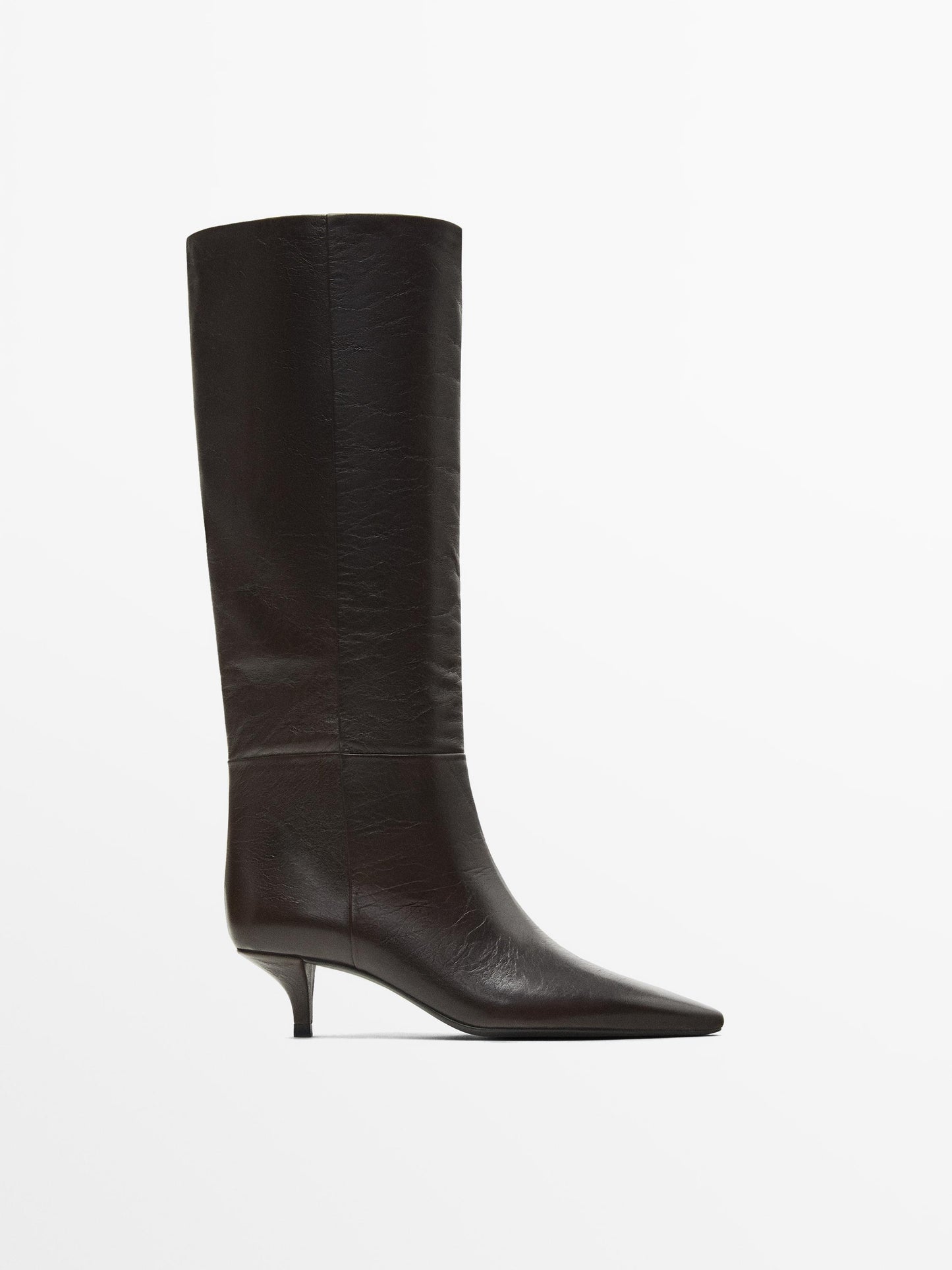 Heeled leather boots