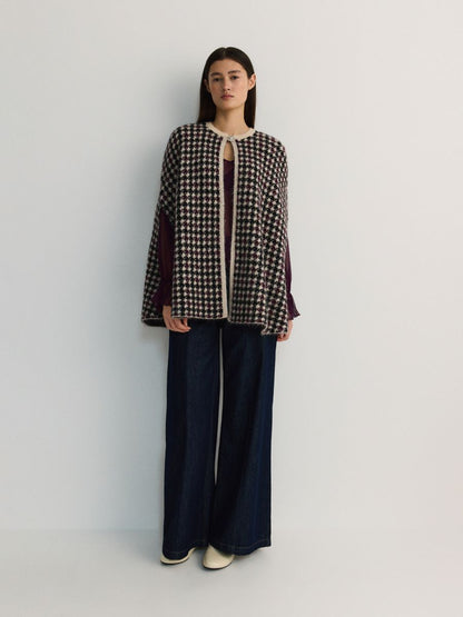 Dogtooth pattern jersey poncho cape