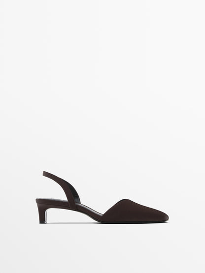 Heeled satin shoes