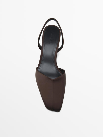 Heeled satin shoes