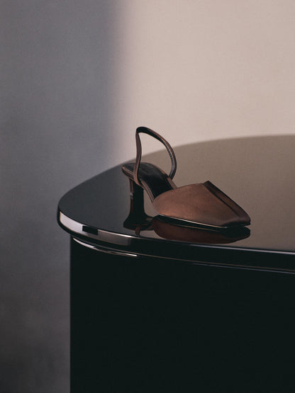 Heeled satin shoes