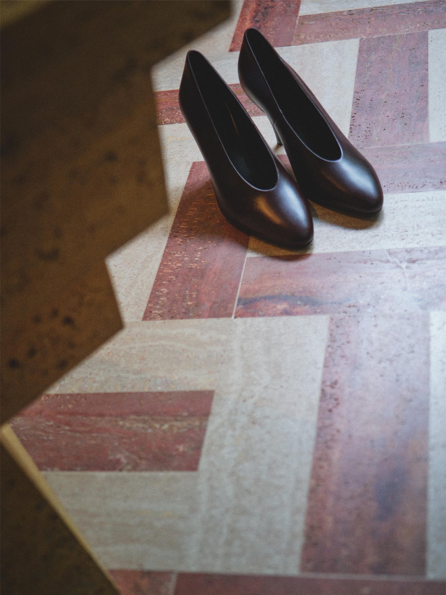 High-heel shoes