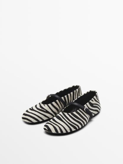 Animal print ballerinas with strap