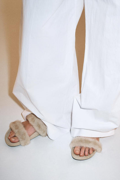 Flat Sandals with Sheepskin Effect
