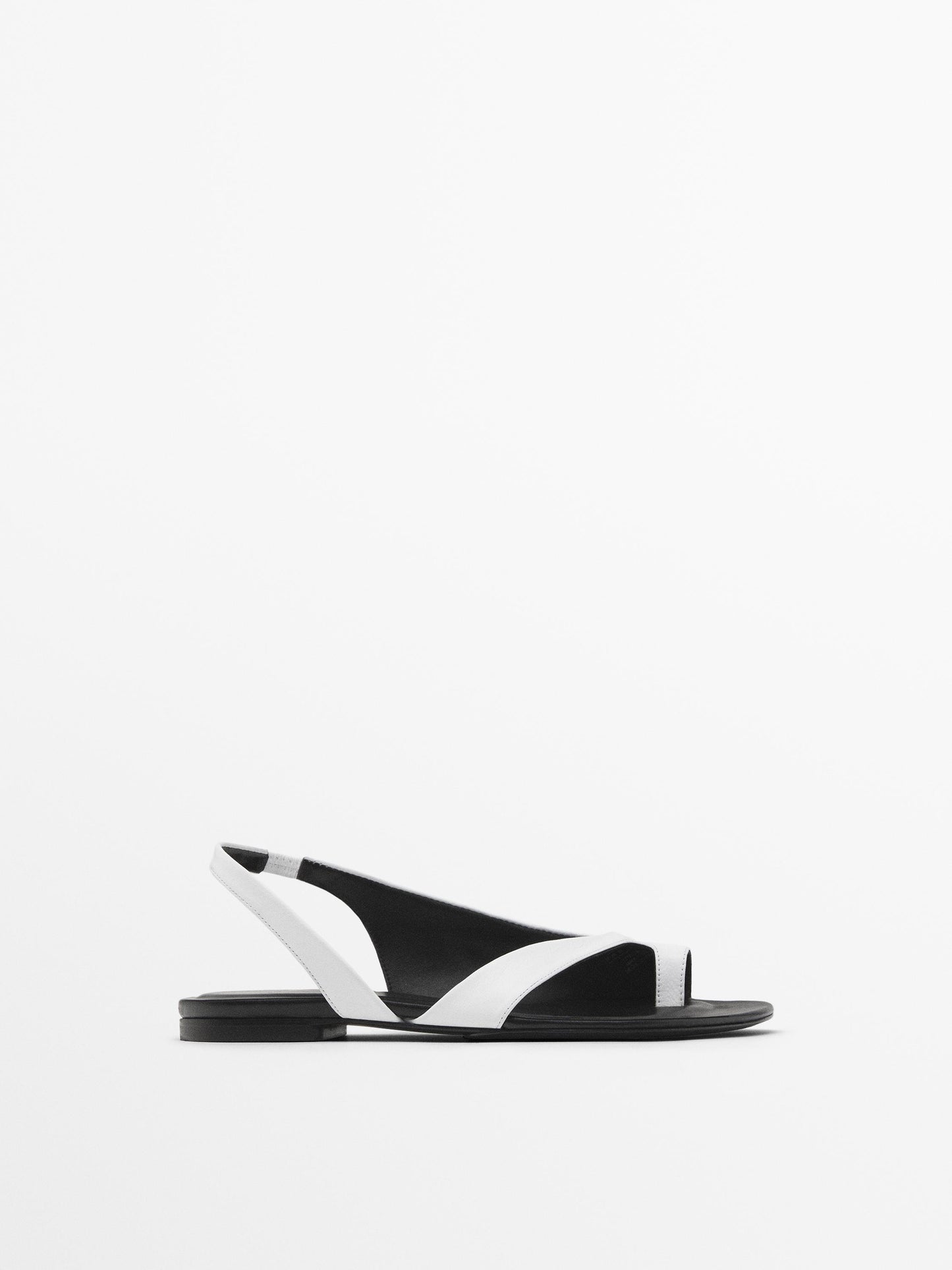 Flat toe divider sandals -