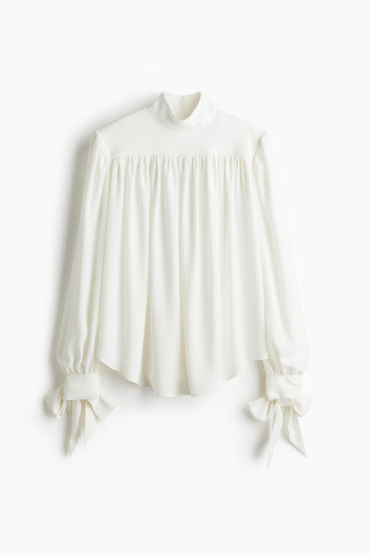 Shoulder-pad blouse