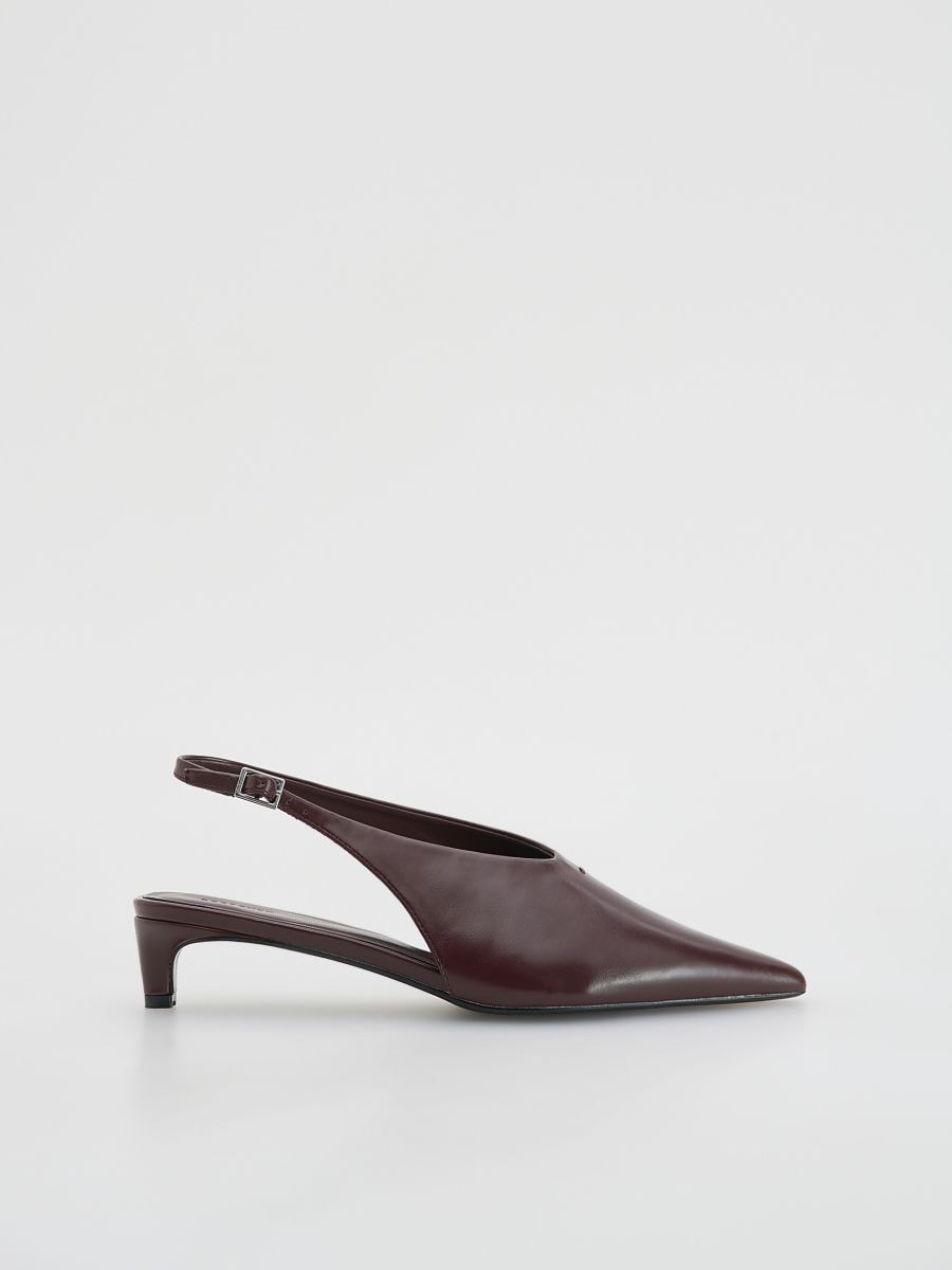 Pumps with open heel