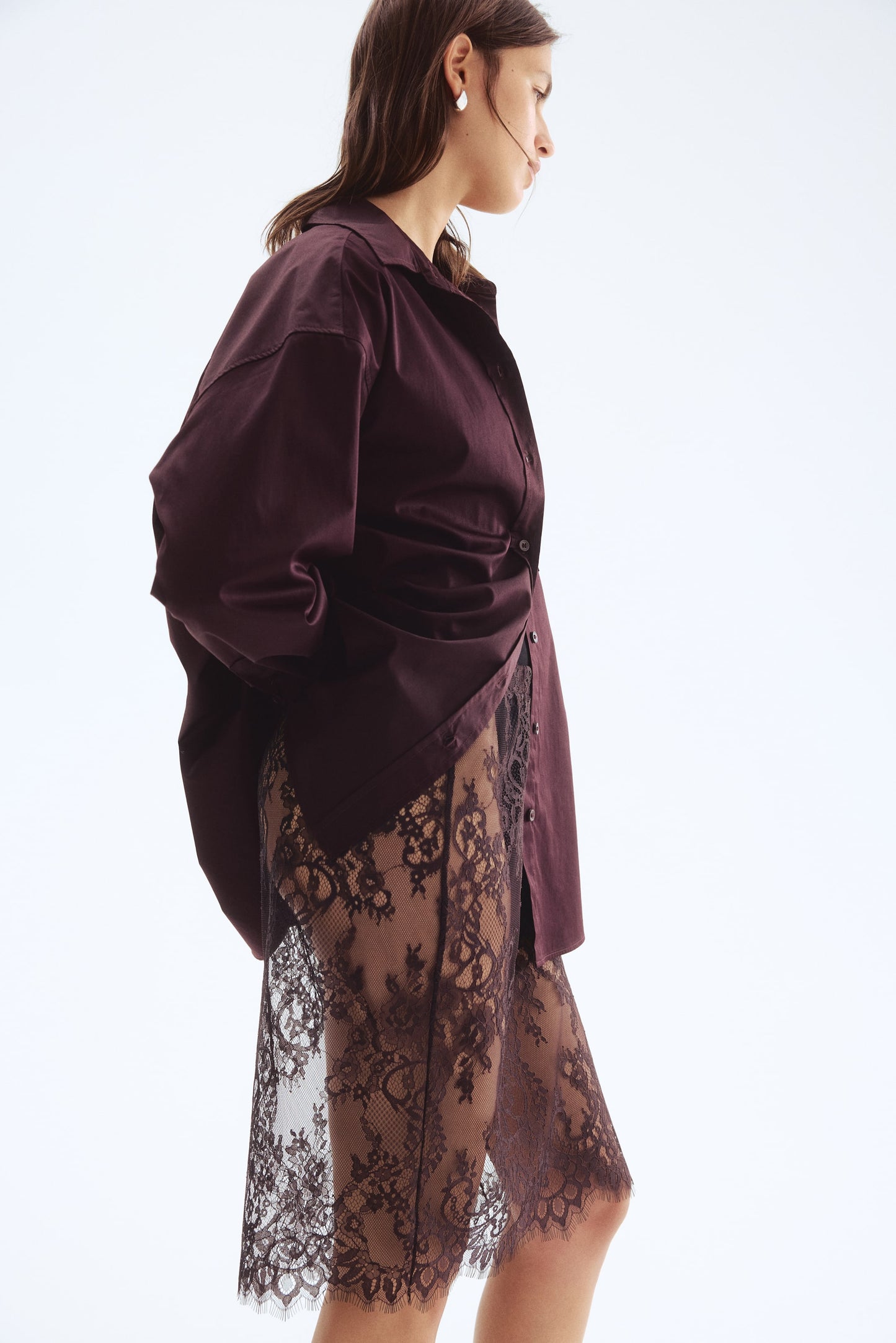 Lace skirt