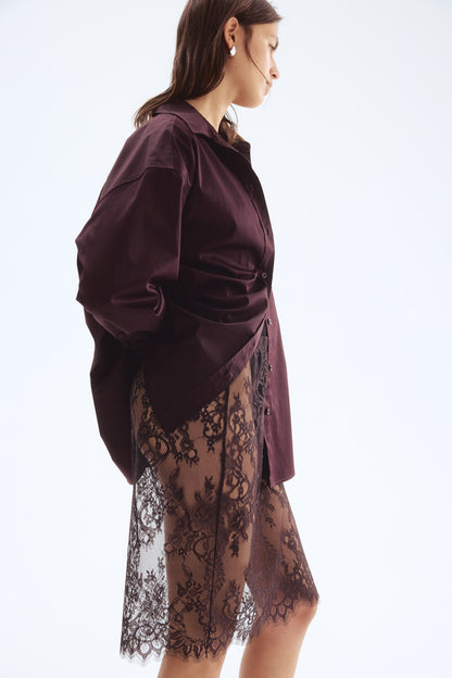 Lace skirt