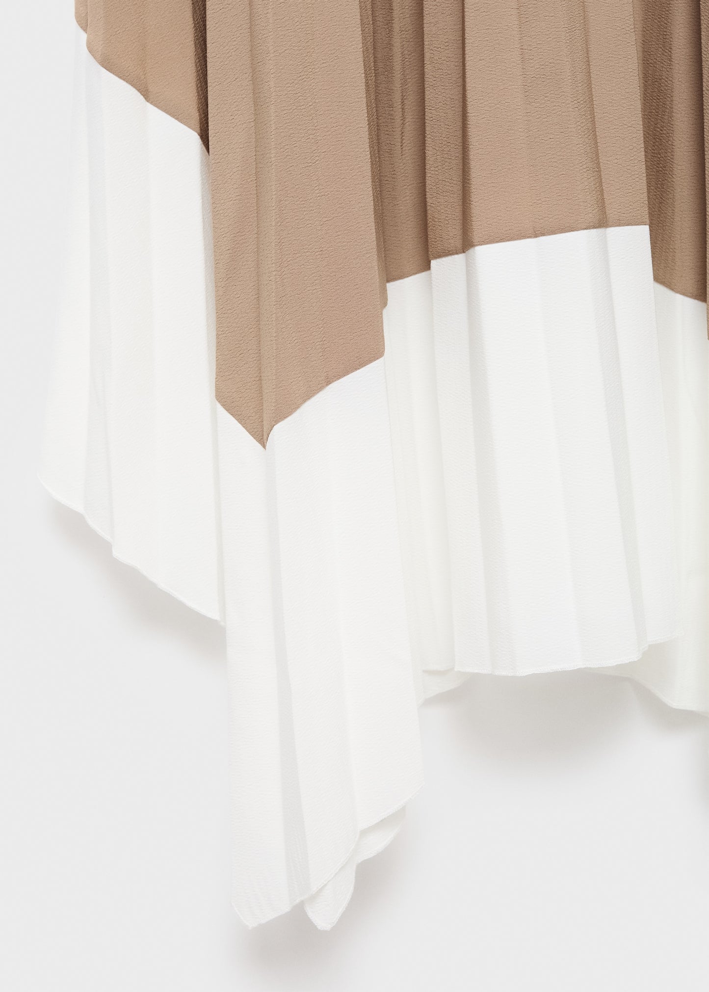 Combined pleated dress