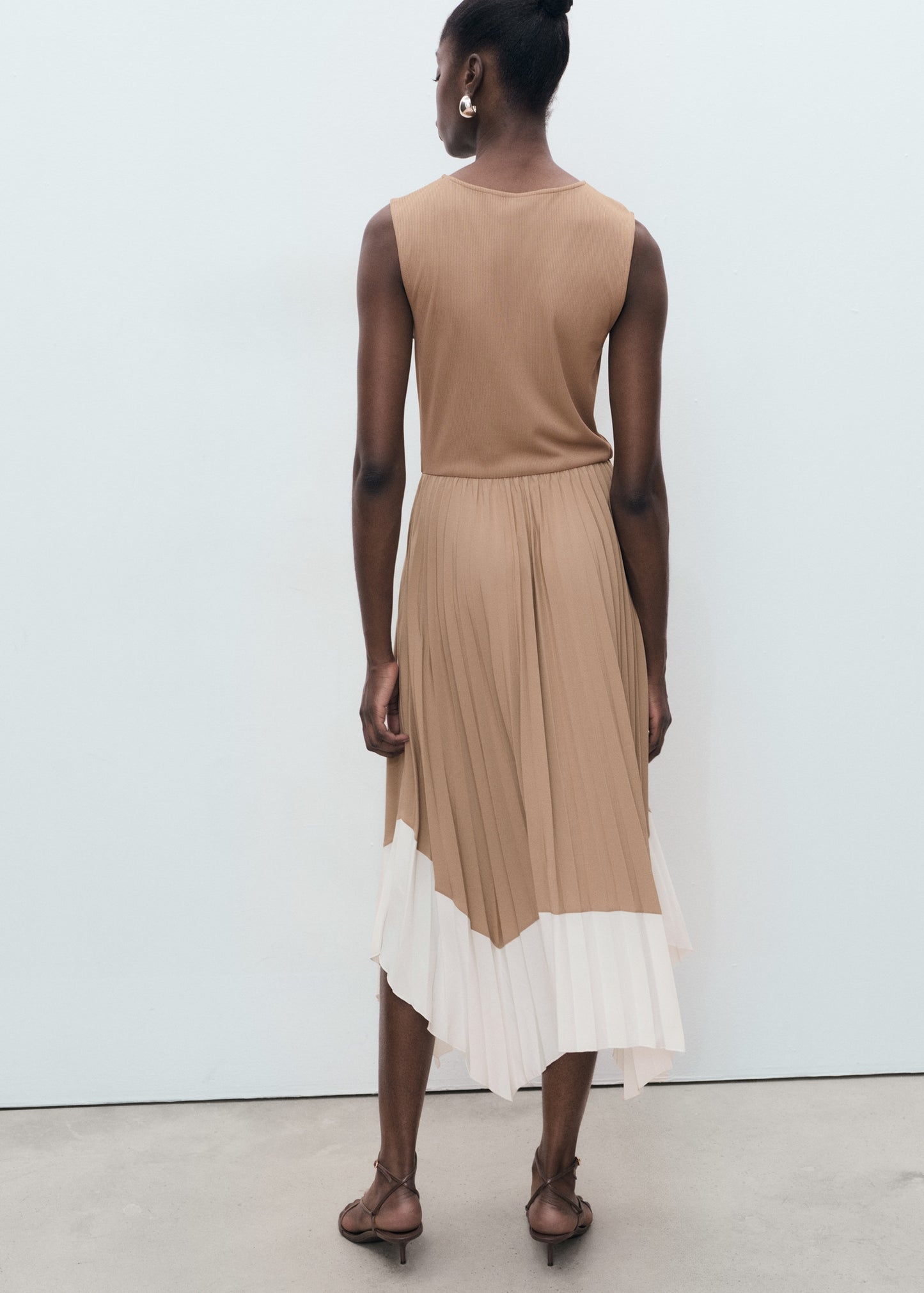 Combined pleated dress