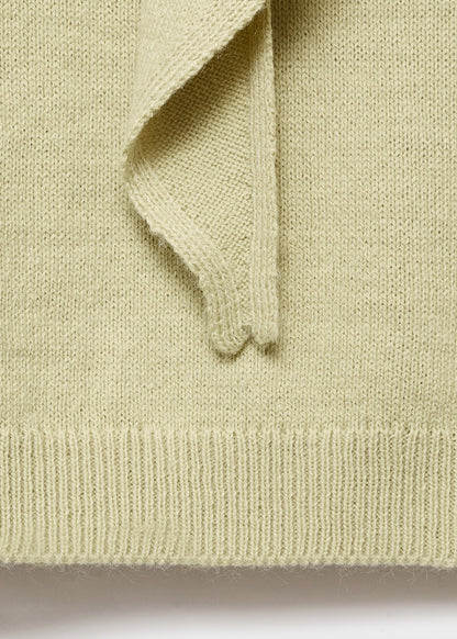 Short sleeve scarf sweater