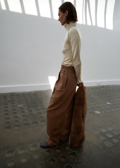 100% wool trousers with elastic waist
