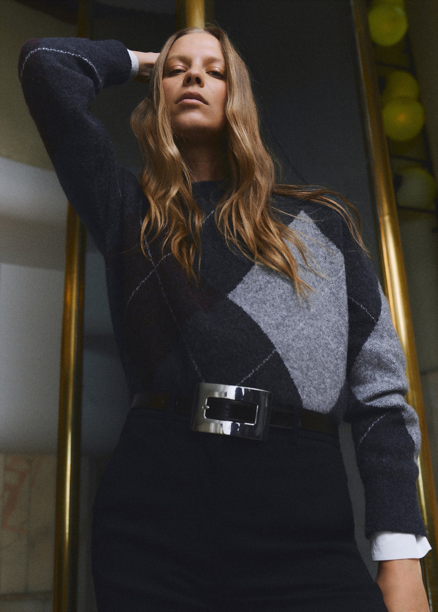 Diamond-patterned knit jumper