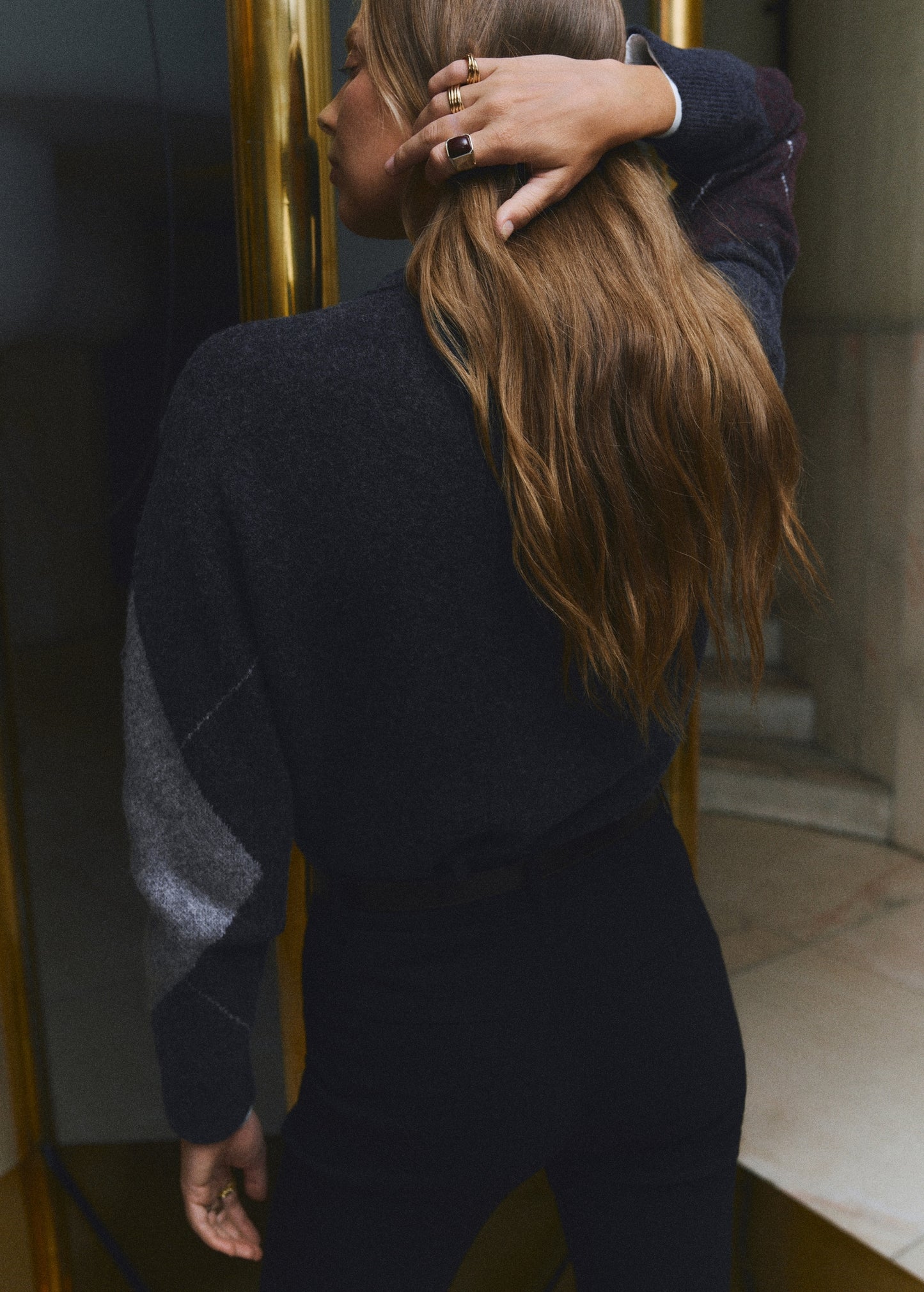 Diamond-patterned knit jumper