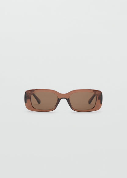 Maxi-frame sunglasses