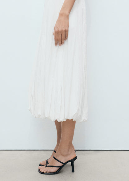 Long balloon-effect dress