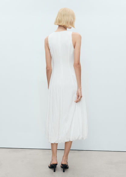 Long balloon-effect dress