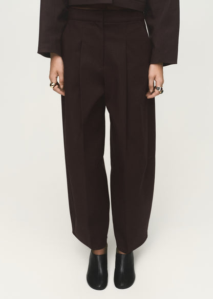 Pleated wide leg trousers