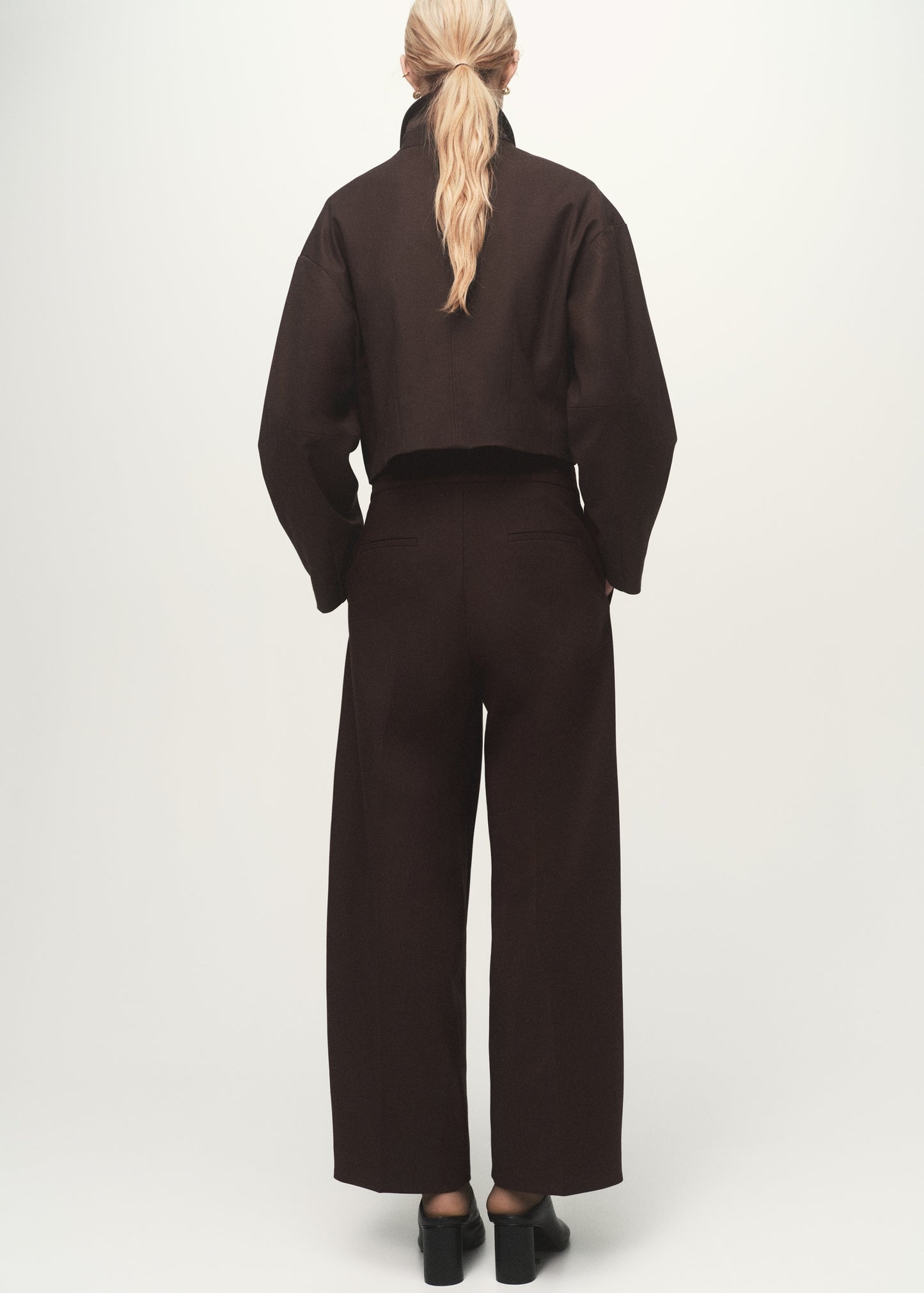 Pleated wide leg trousers