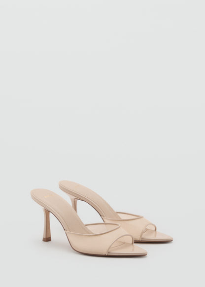 Pointed heel sandals