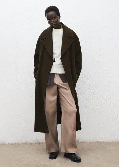 Virgin wool coat with belt