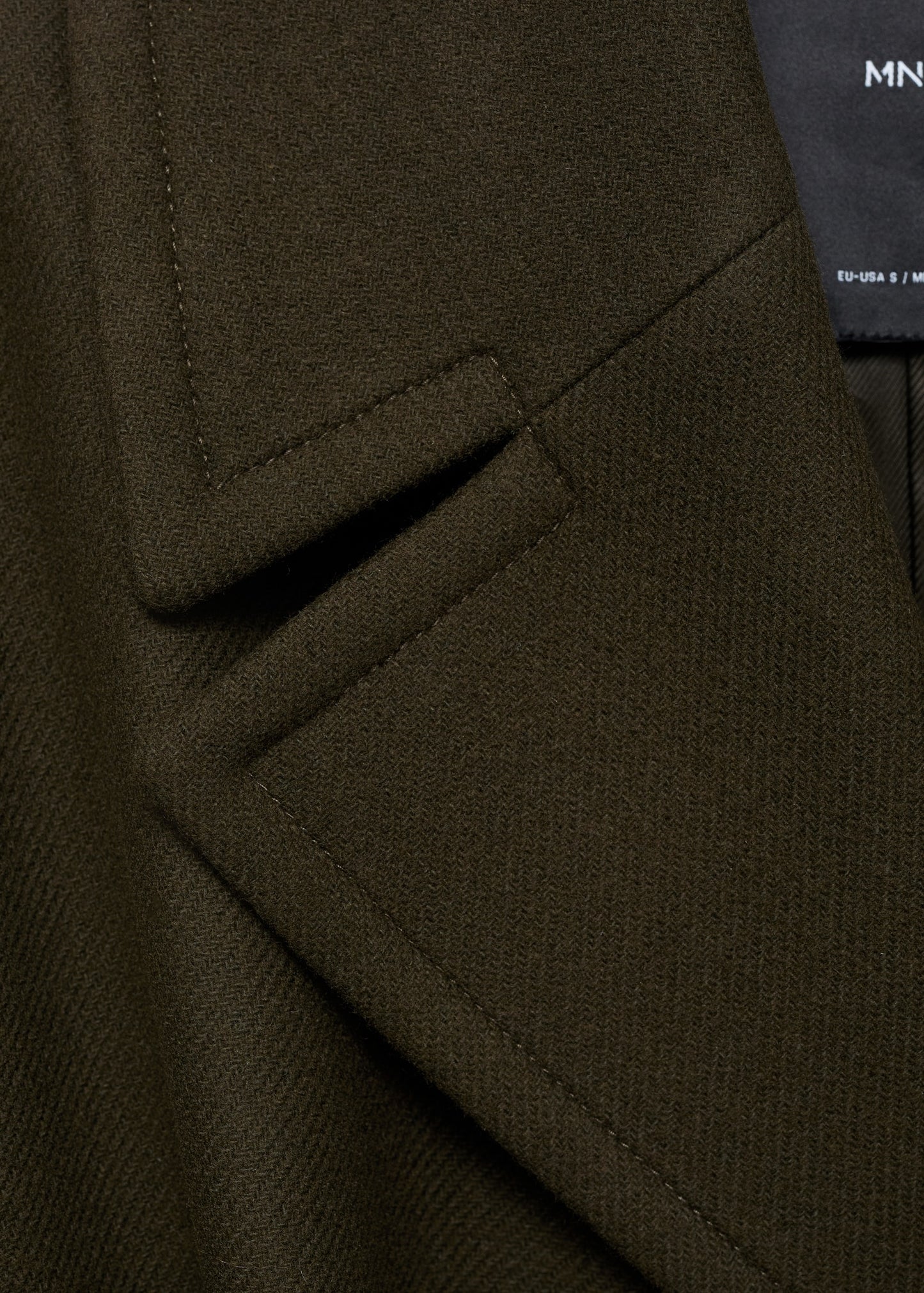 Virgin wool coat with belt