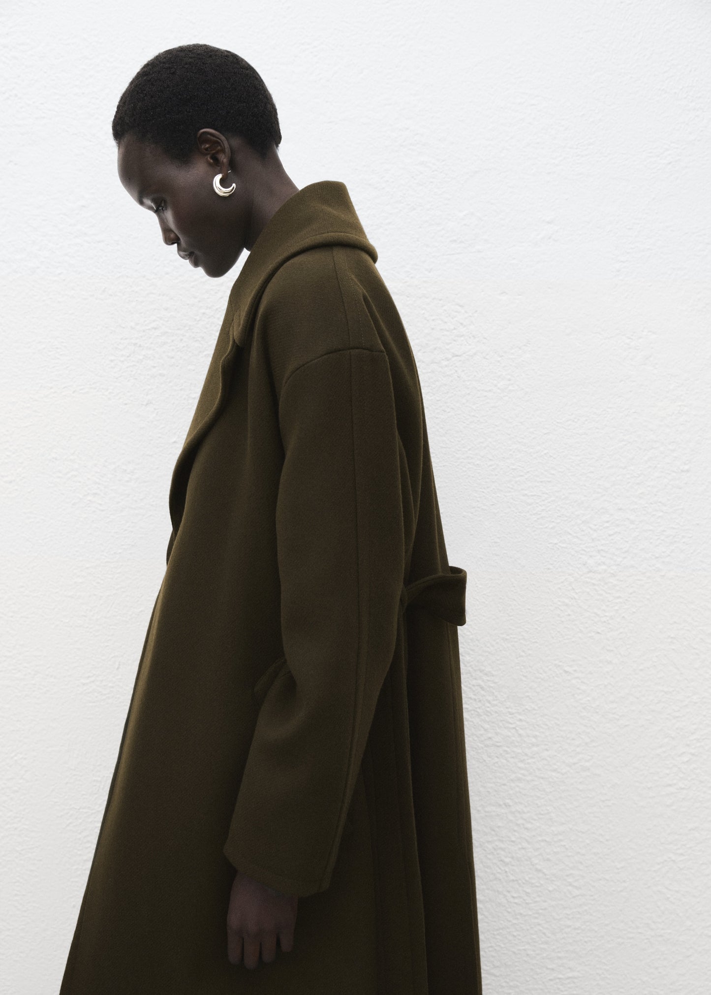 Virgin wool coat with belt