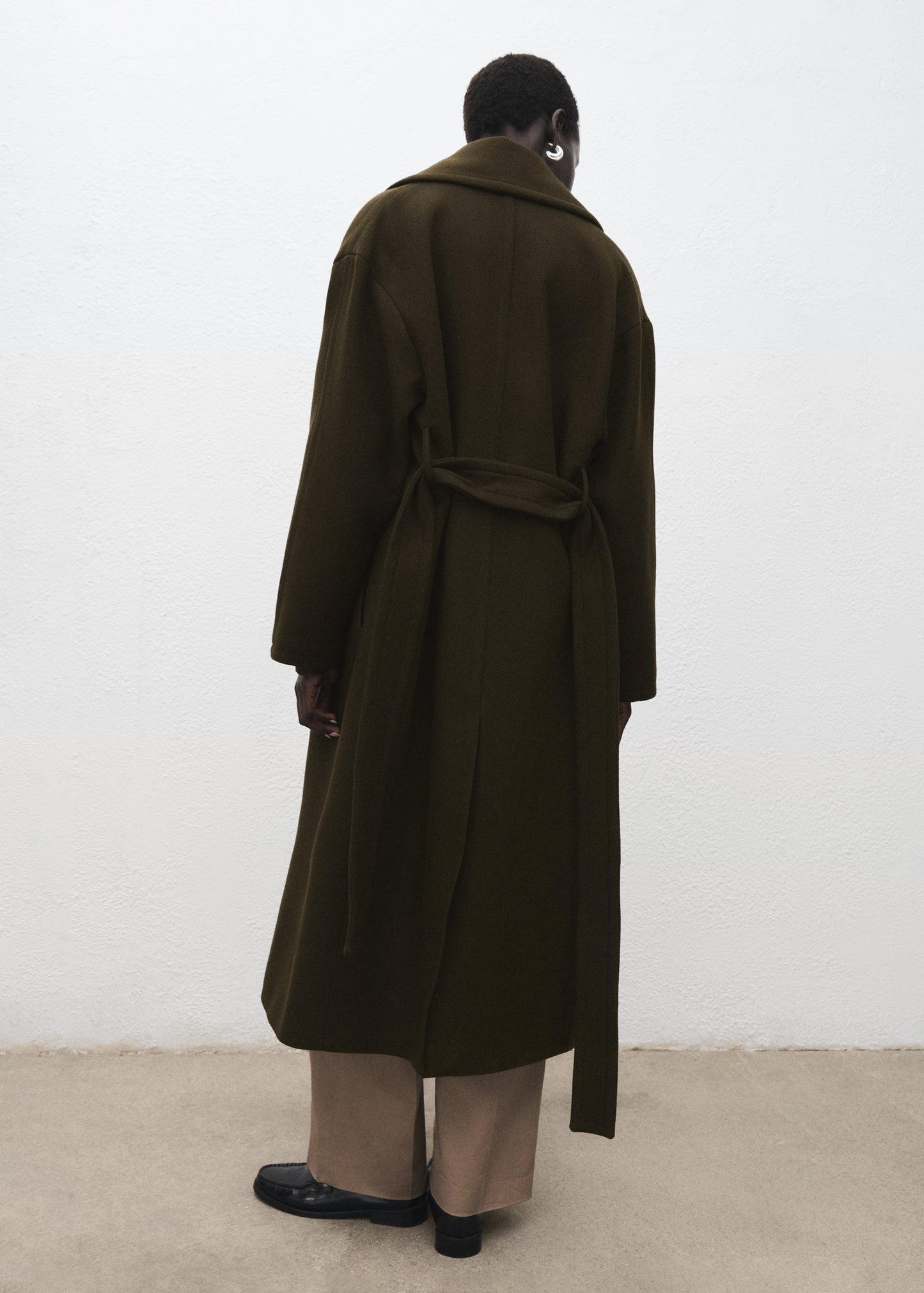 Virgin wool coat with belt