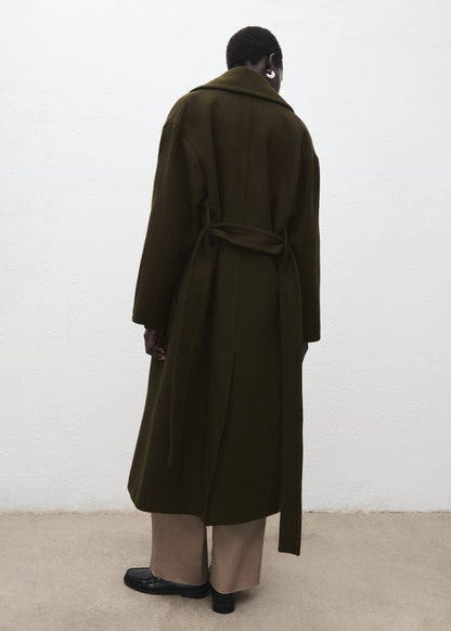 Virgin wool coat with belt