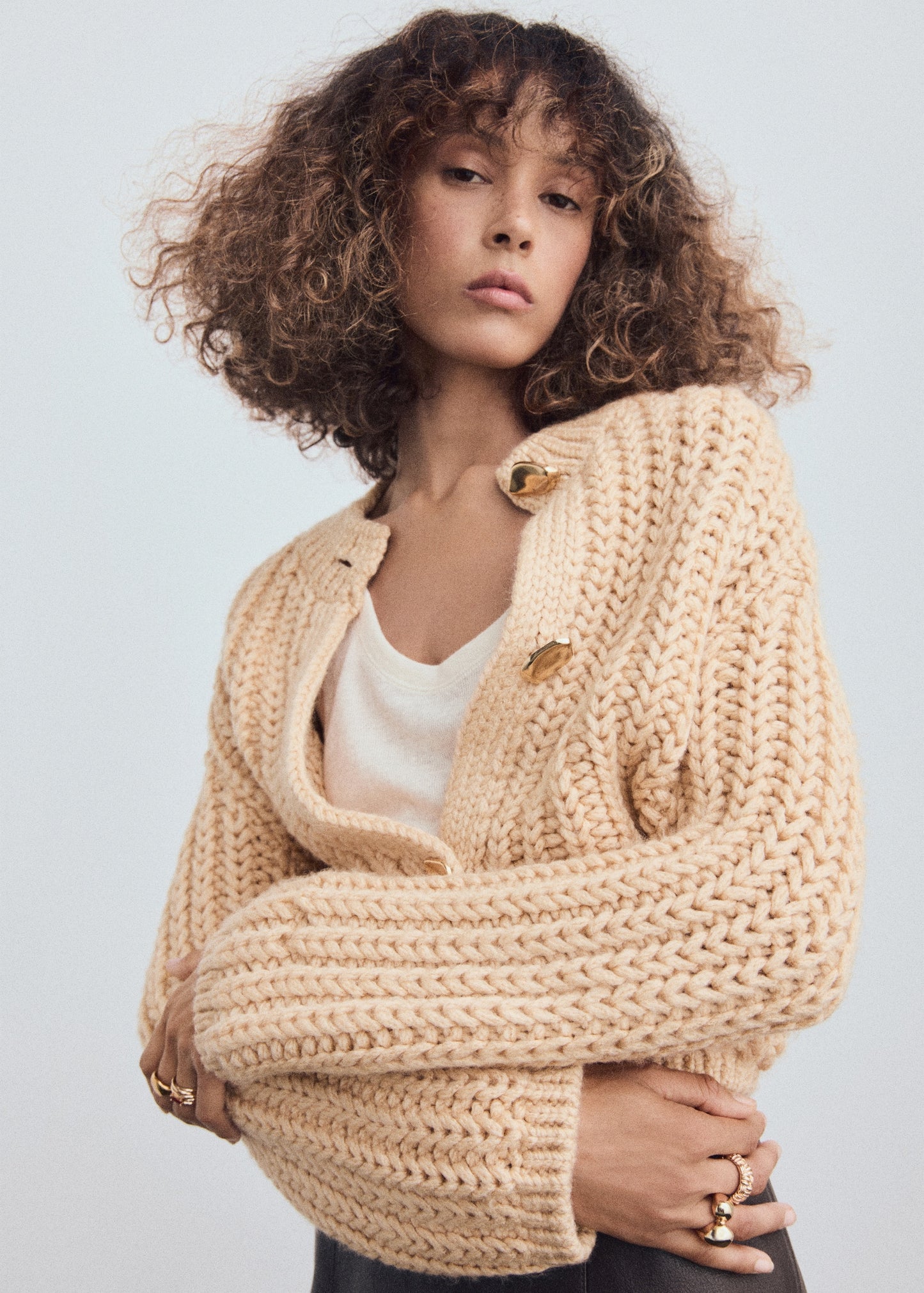 Chunky-knit cardigan with jewel buttons
