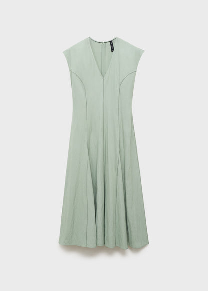 Midi-dress with stitching