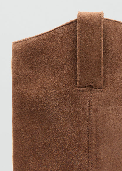 Heel leather cowboy boot