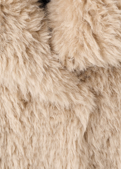 Long fur-effect coat